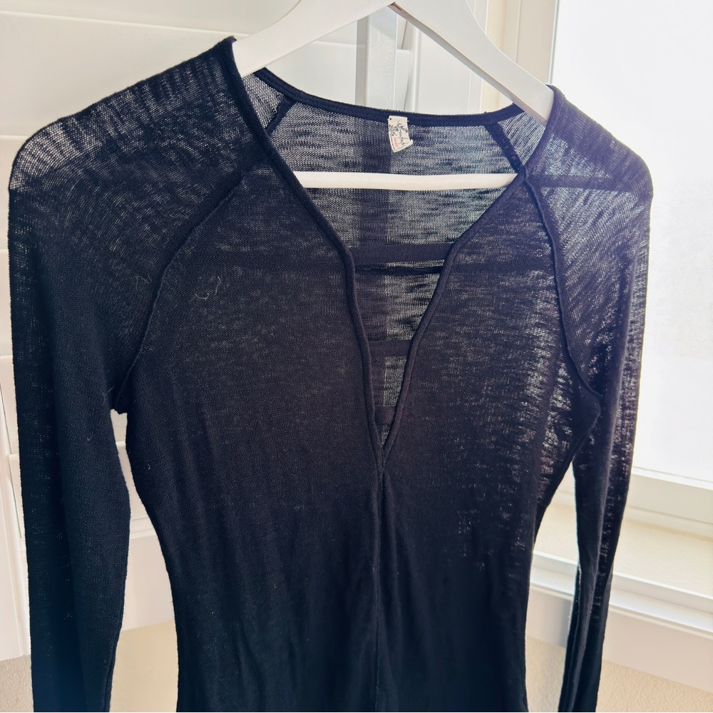 Freepeople. Intimately free. Size S. Sheer full sleeve with curved hem. NWOT - Picture 5 of 14